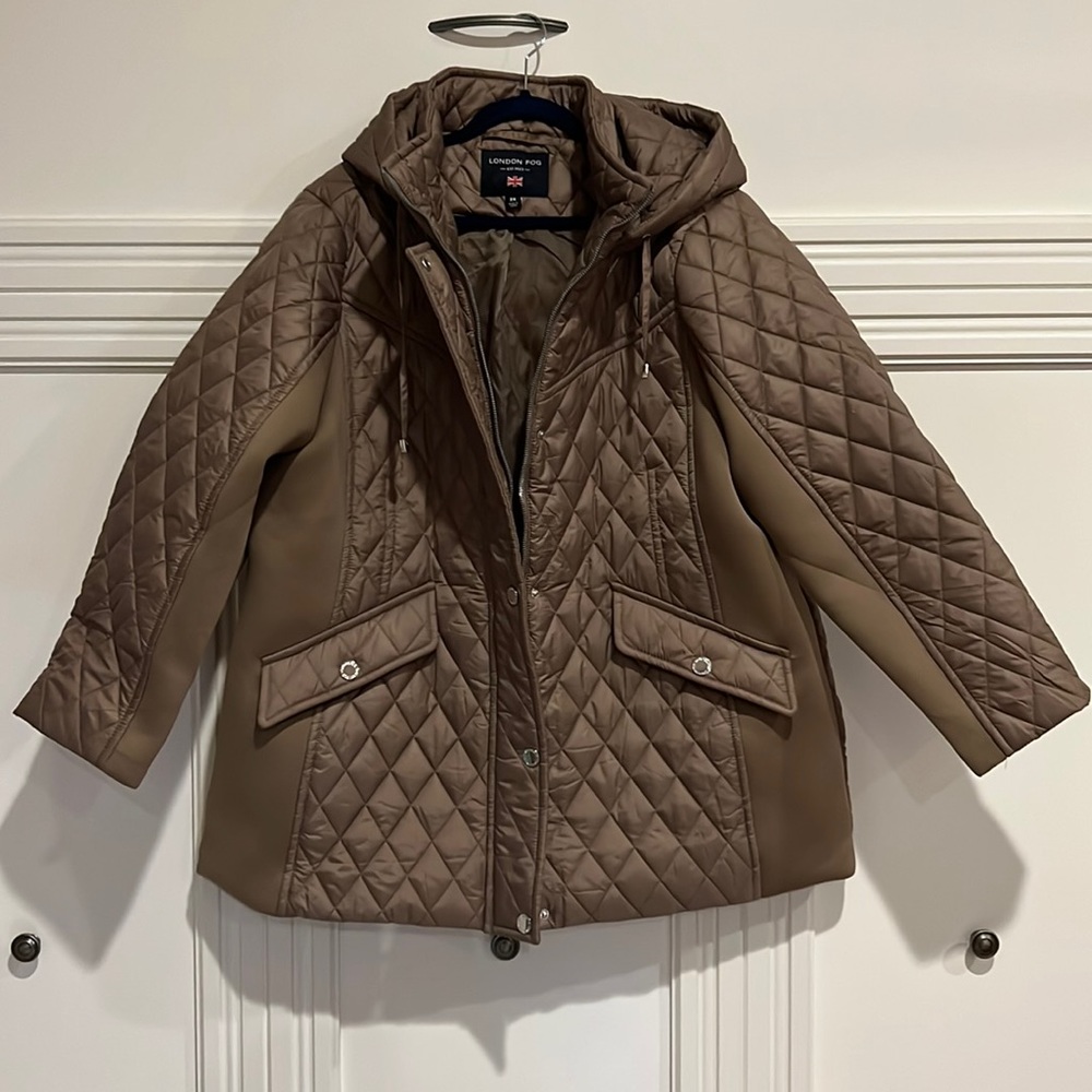 London Fog Light Brown Lightweight Down Zip Up Puffer Coat Women’s Size 2X